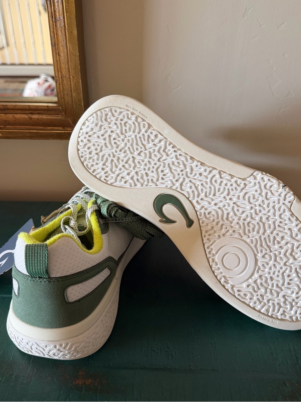 Olukai Anau Men's Pickeball Shoes - Picture 4 of 4